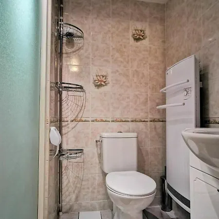 Dom wakacyjny Maison De Bourg Restauree Avec Cour Privative Au Coeur D'un Village Paisible, Proche Gorges De L'allier Et Sites Historiques - Fr-1-582-220 Mazerat-Aurouze